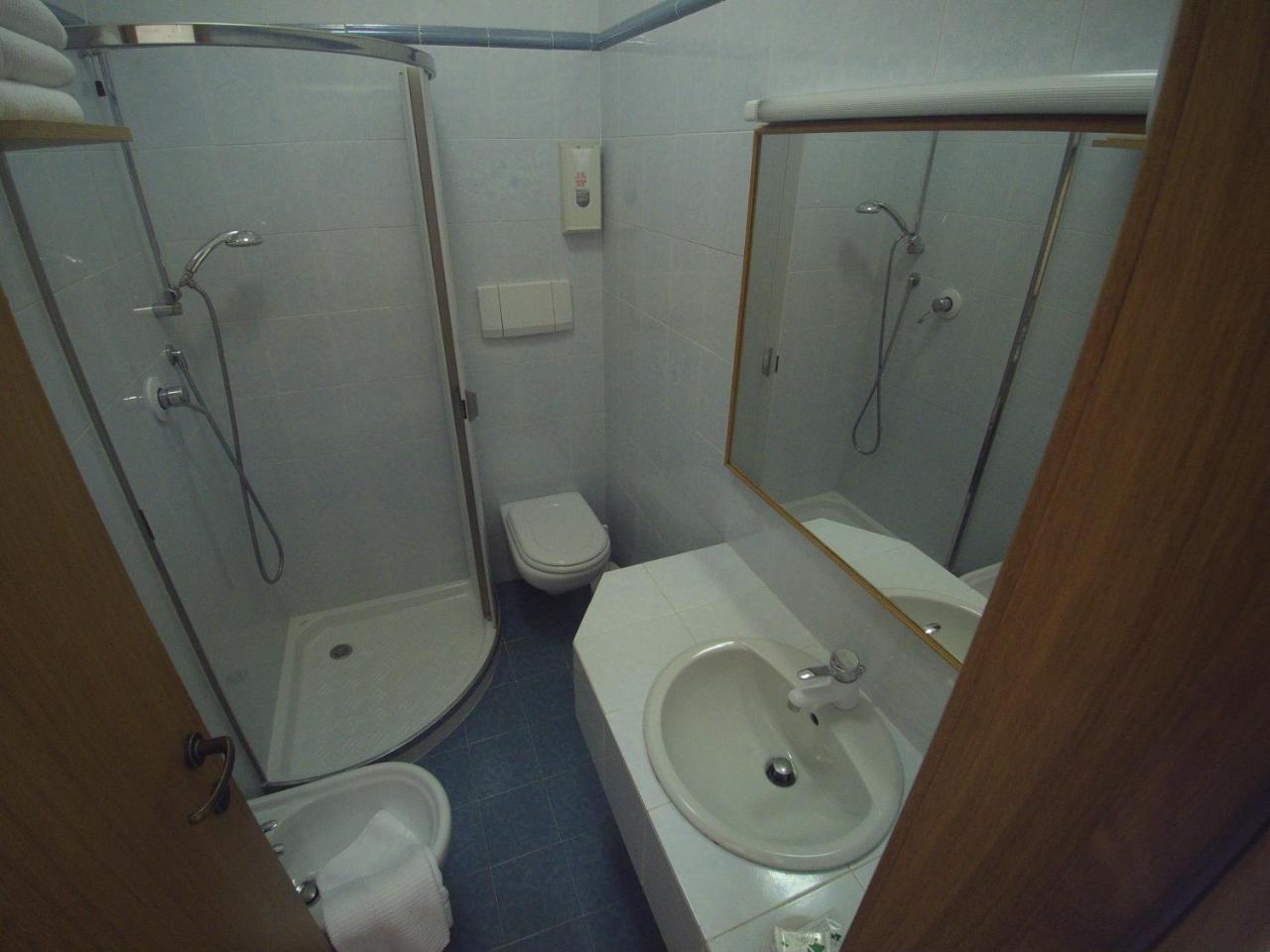 Hotel San Faustino Torri Del Benaco Eksteriør bilde